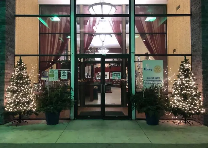 Crookston Inn & Convention Center